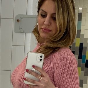 Meet your Posher, Sanaz